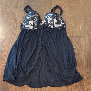 Victoria's Secret Black and Nude Lace Chemise 36C